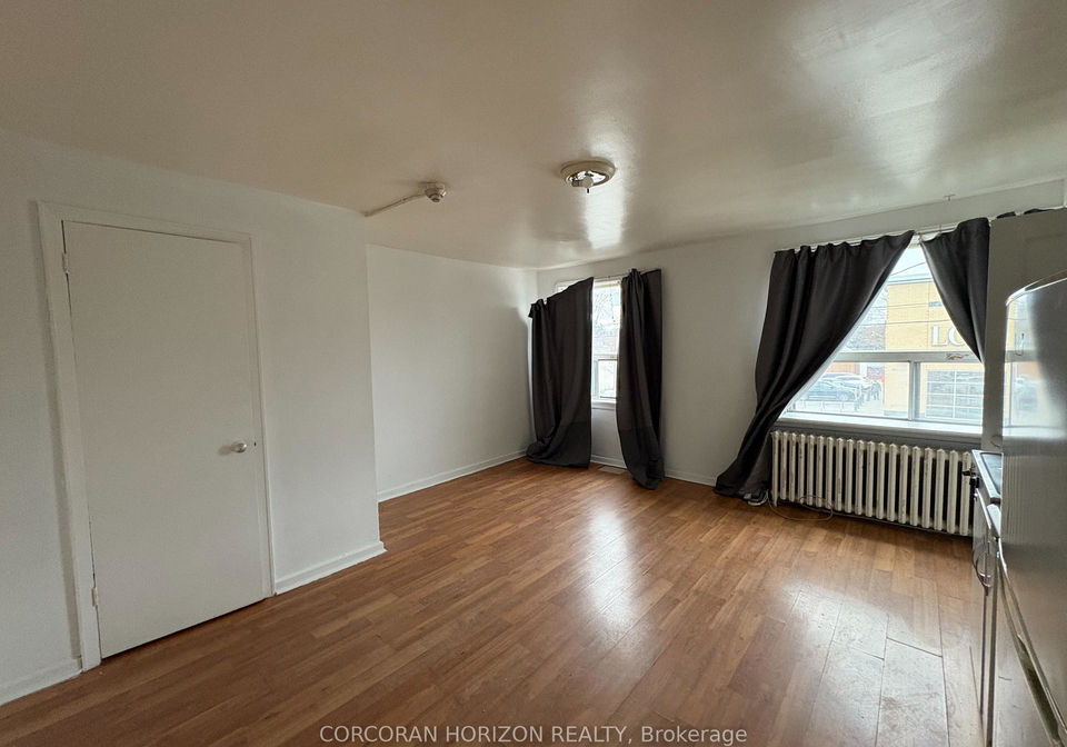 1020-coxwell-avenue-east-york-ontario-e12518292
