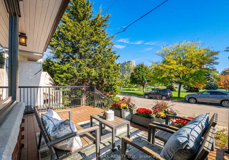 54-avonlea-boulevard-east-york-ontario-e12519724
