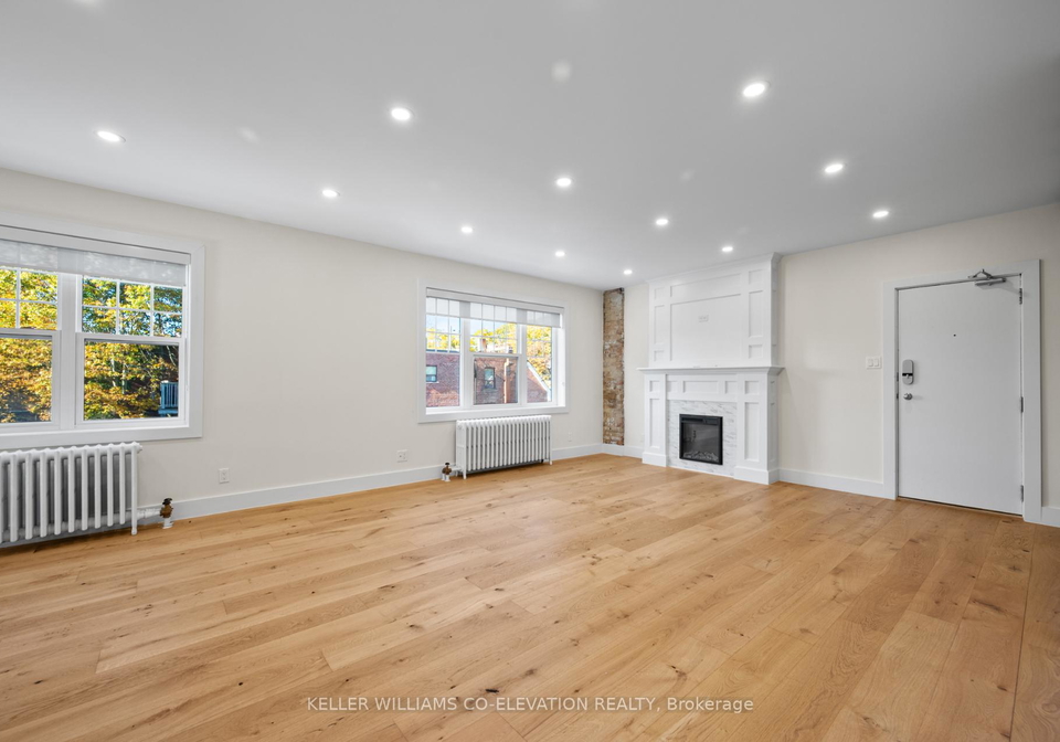 2461-queen-street-e-toronto-ontario-e12519924