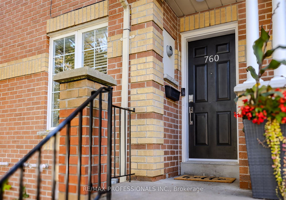 760-rhodes-avenue-toronto-ontario-e12520562