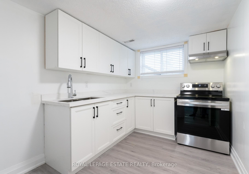 lower-1040-victoria-park-avenue-east-york-ontario-e12521192