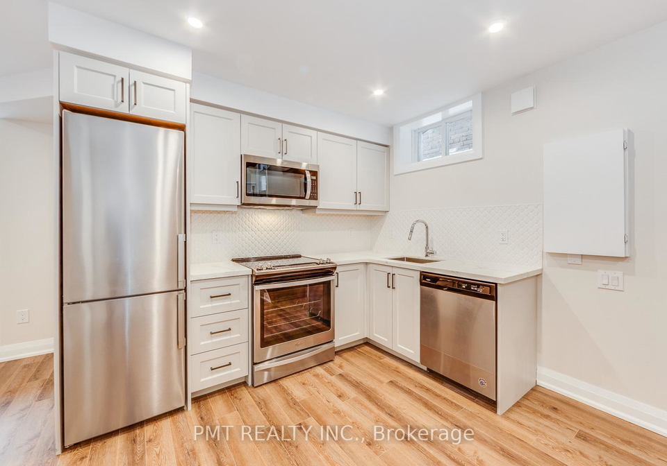 17-lockwood-road-toronto-ontario-e12521454
