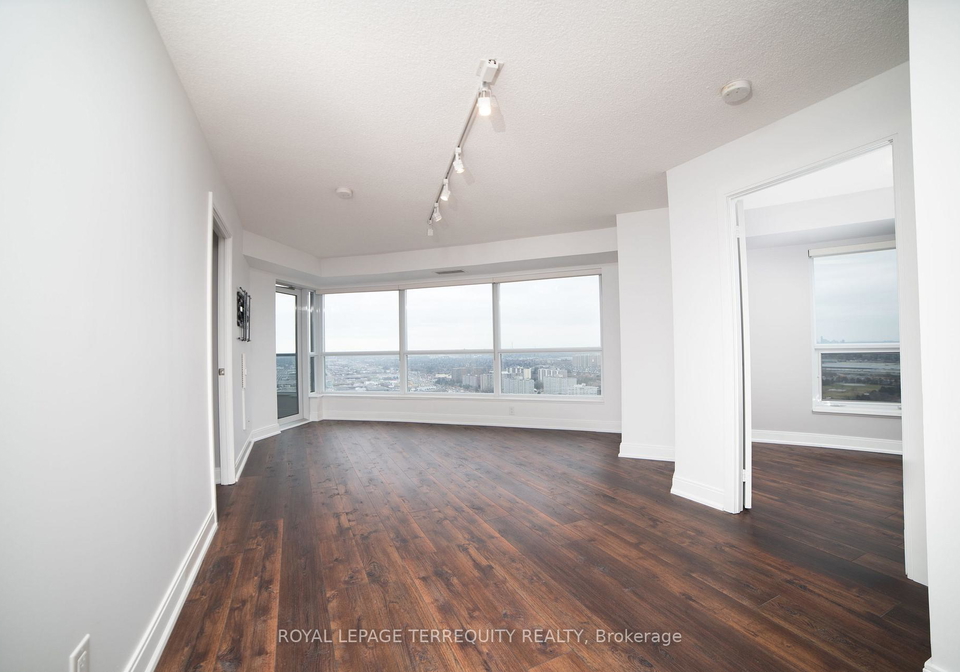 125-village-green-square-scarborough-ontario-e12521608