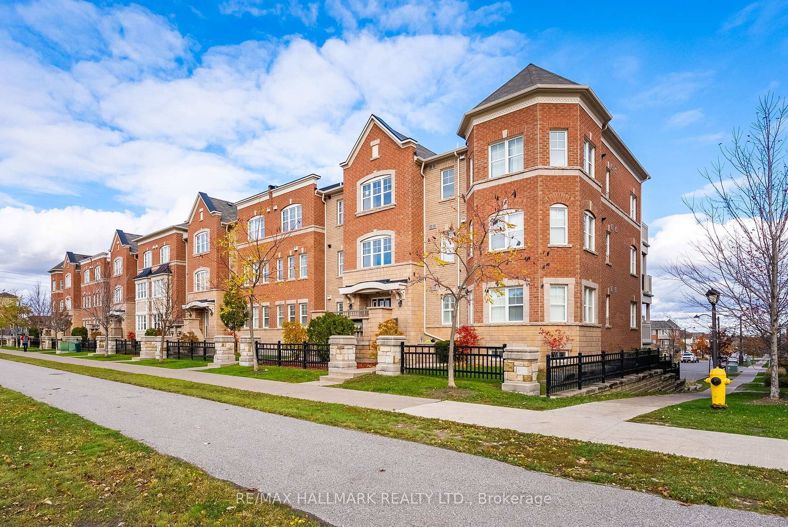 1725-pure-springs-boulevard-pickering-ontario-e12521792