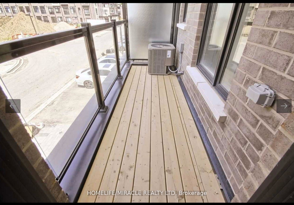 2550-castlegate-crossing-pickering-ontario-e12526096