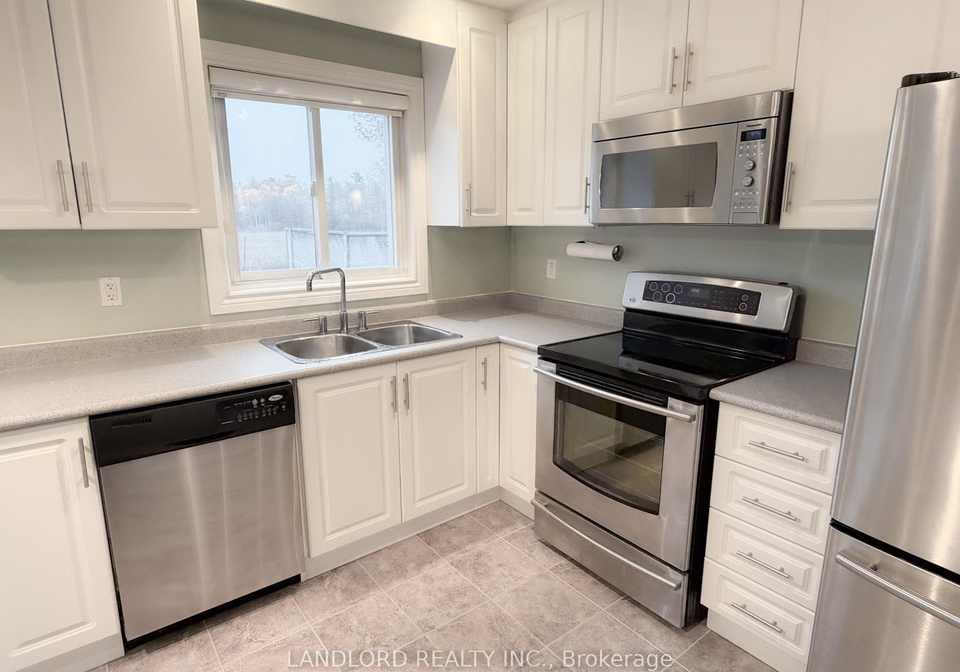 21-raspberry-road-scarborough-ontario-e12526432