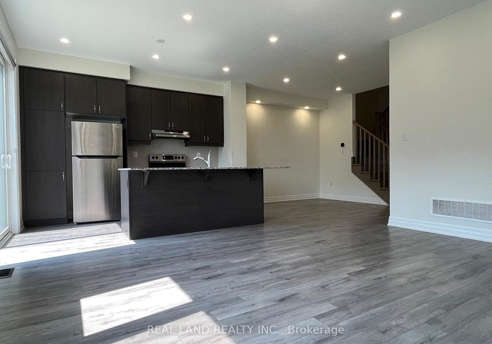 4-limoges-street-whitby-ontario-e12526522