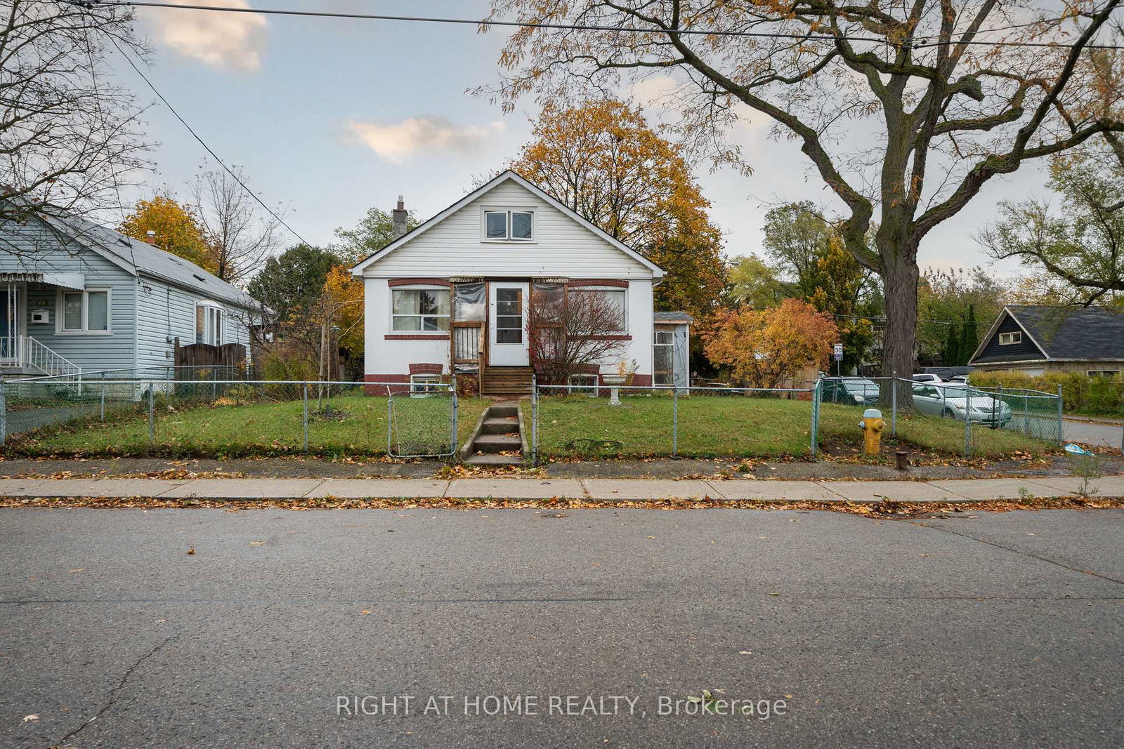 41-bexhill-avenue-scarborough-ontario-e12527524