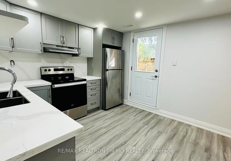 65-heaslip-terrace-scarborough-ontario-e12527612