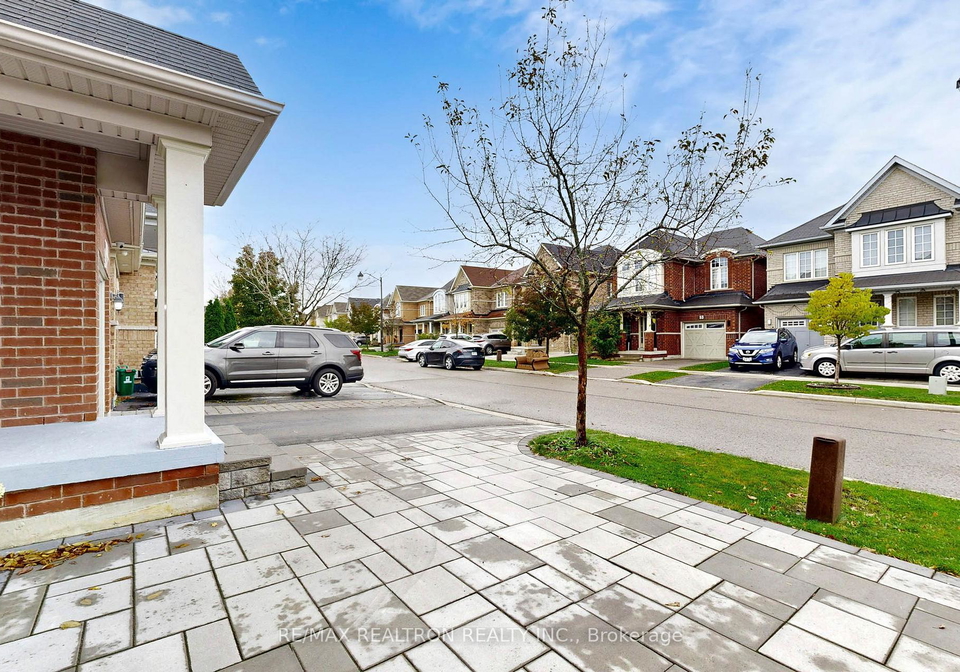 40-oswell-drive-ajax-ontario-e12527812