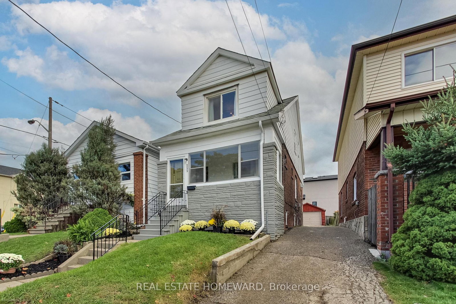 255-westlake-avenue-east-york-ontario-e12527992