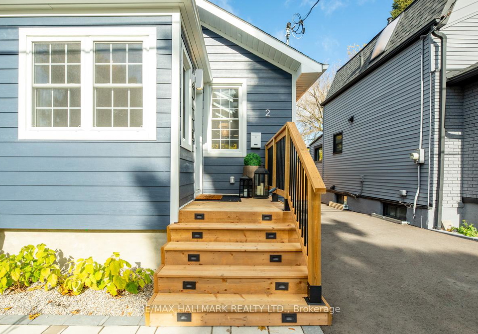 2-freeman-street-scarborough-ontario-e12528470