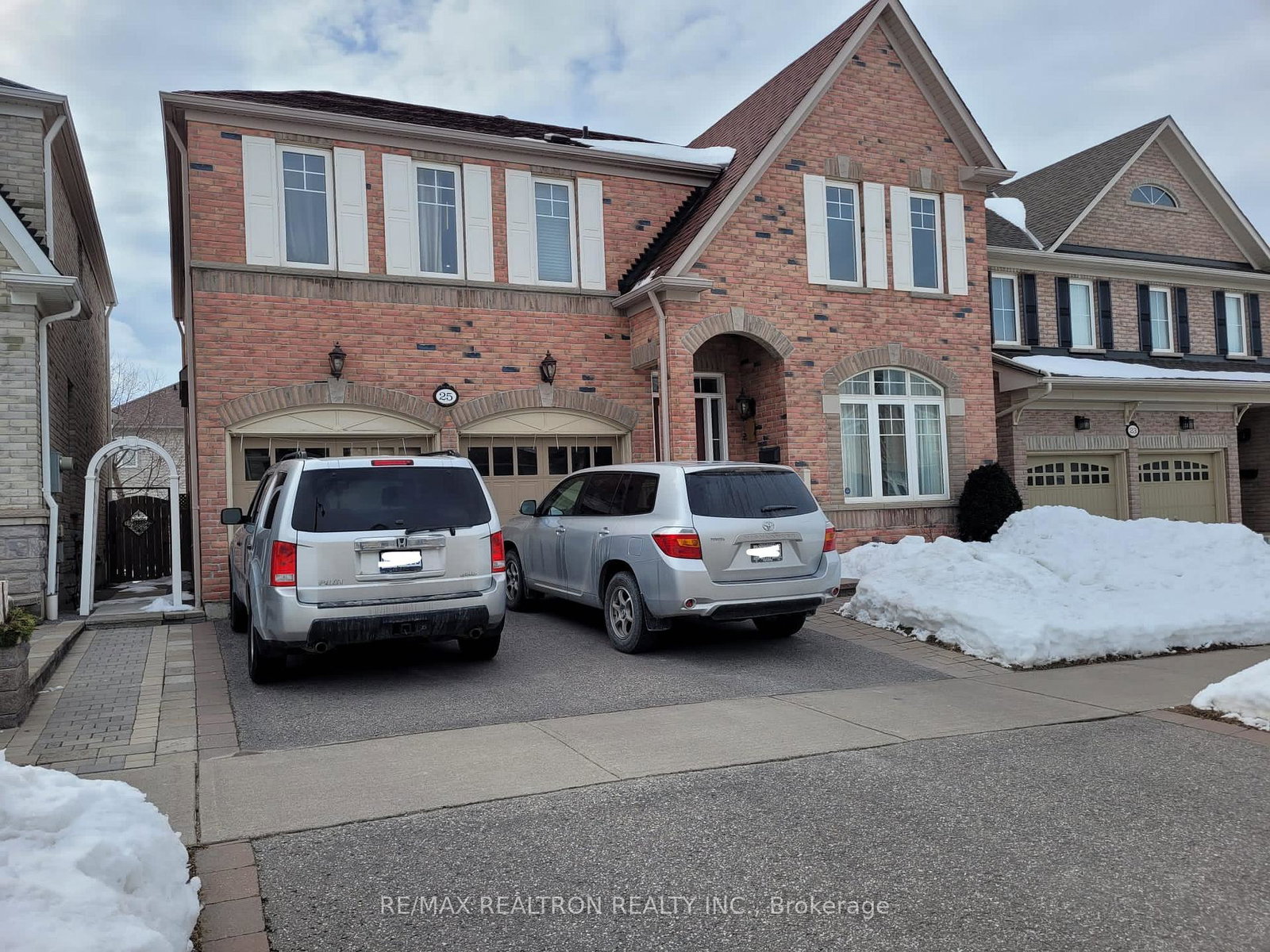 25-slader-heights-street-ajax-ontario-e12528628