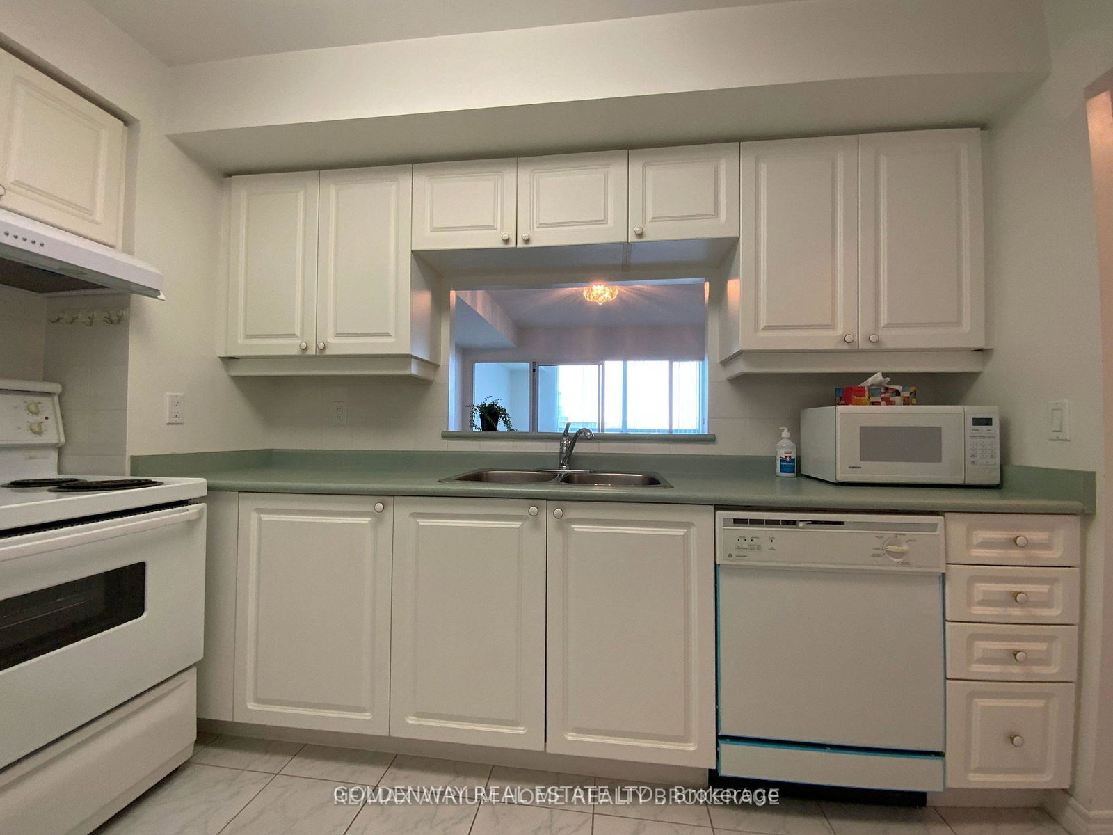 68-corporate-drive-scarborough-ontario-e12530864