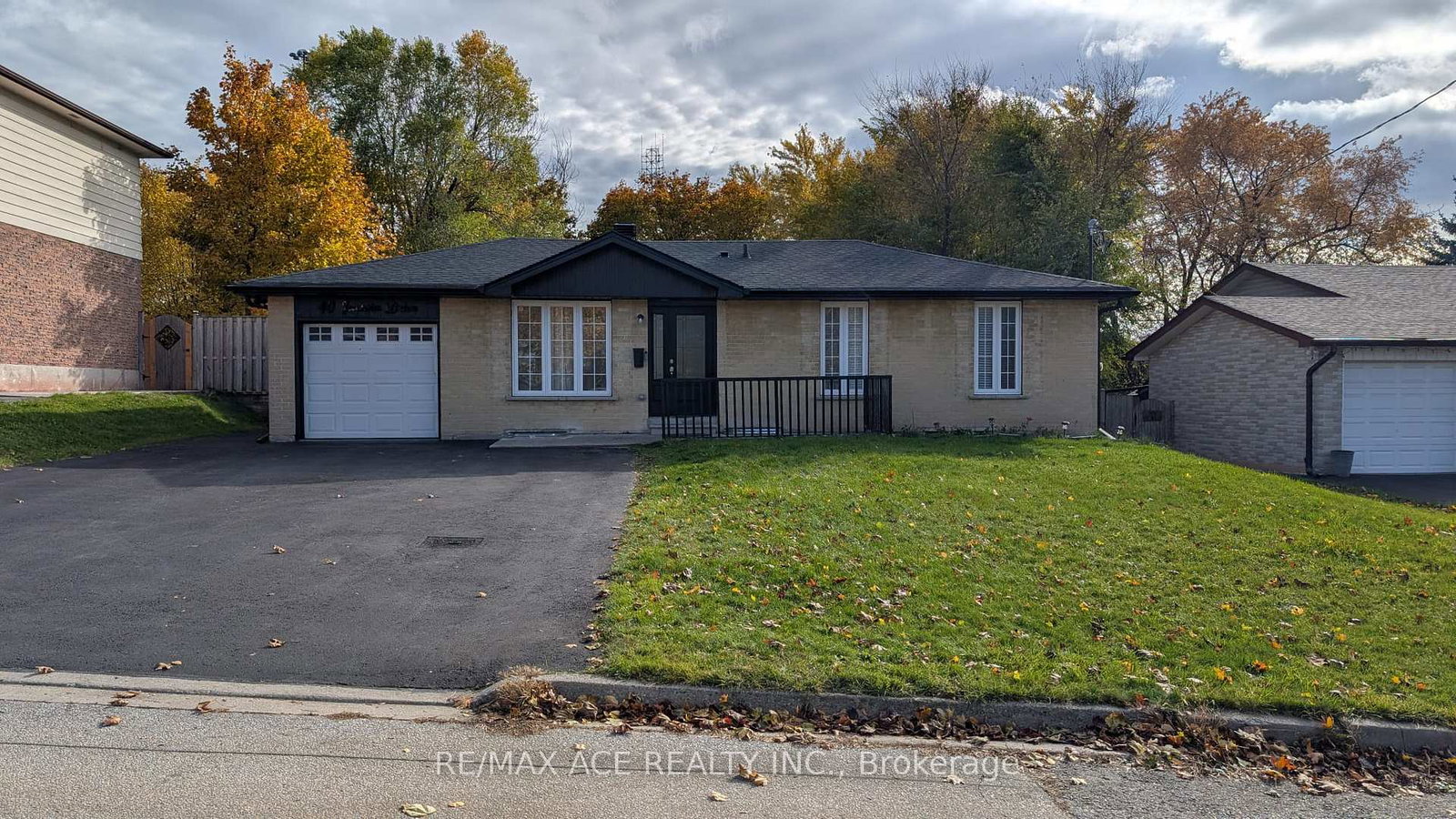 40-jacwin-drive-ajax-ontario-e12530876