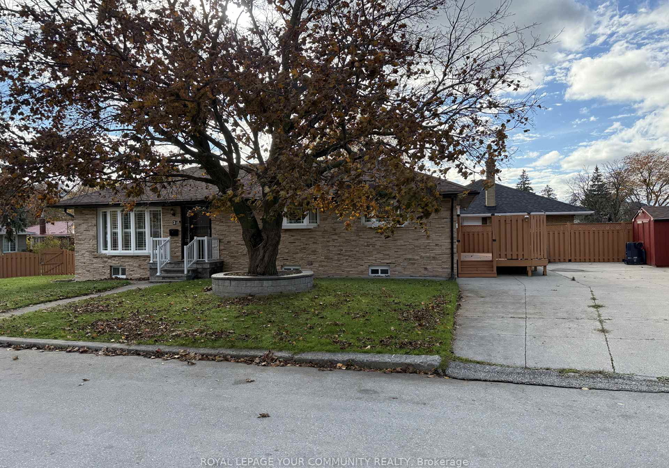 2-mackinac-crescent-scarborough-ontario-e12531314