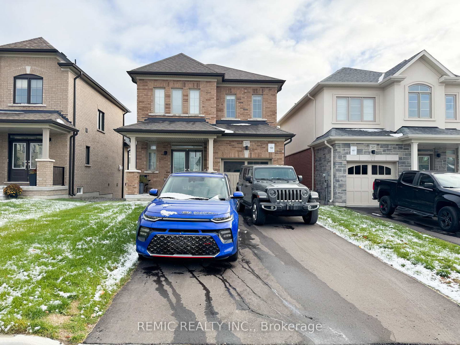 203-flood-avenue-clarington-ontario-e12531320