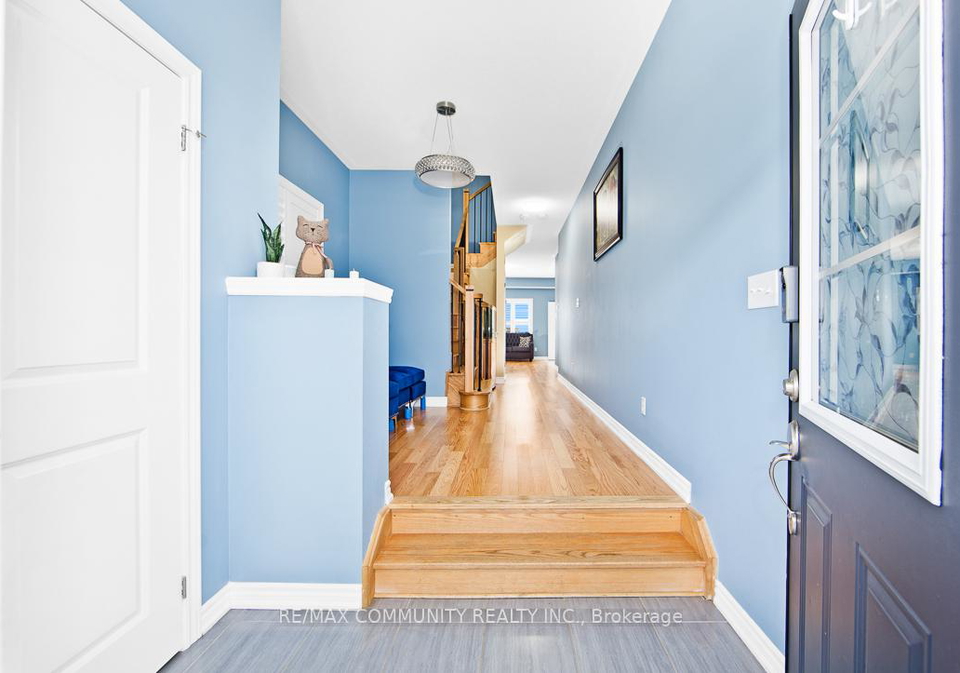 1073-skyridge-boulevard-pickering-ontario-e12532326
