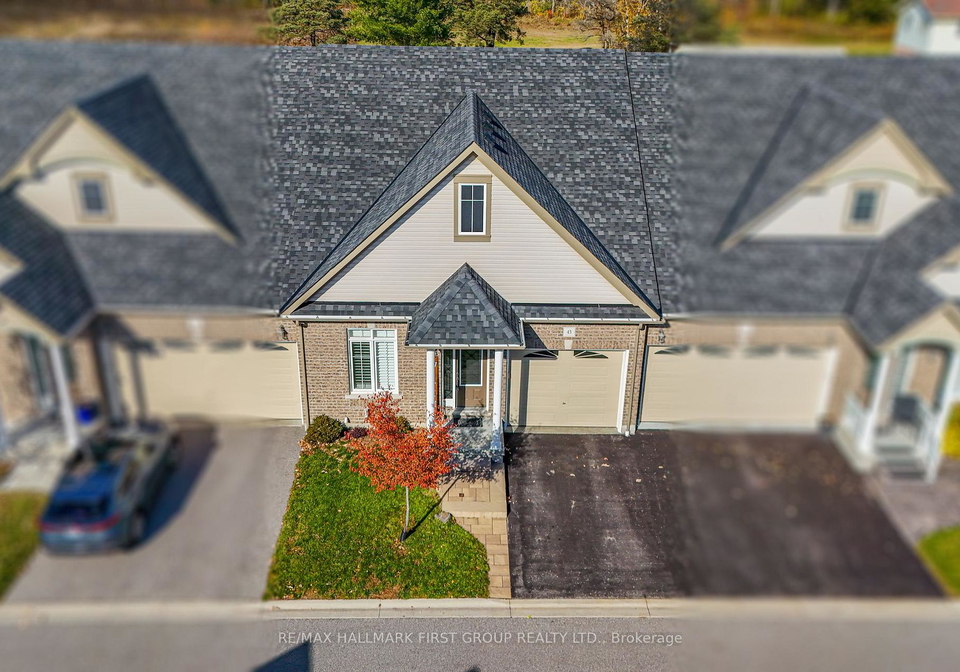 43-washburn-path-clarington-ontario-e12534304