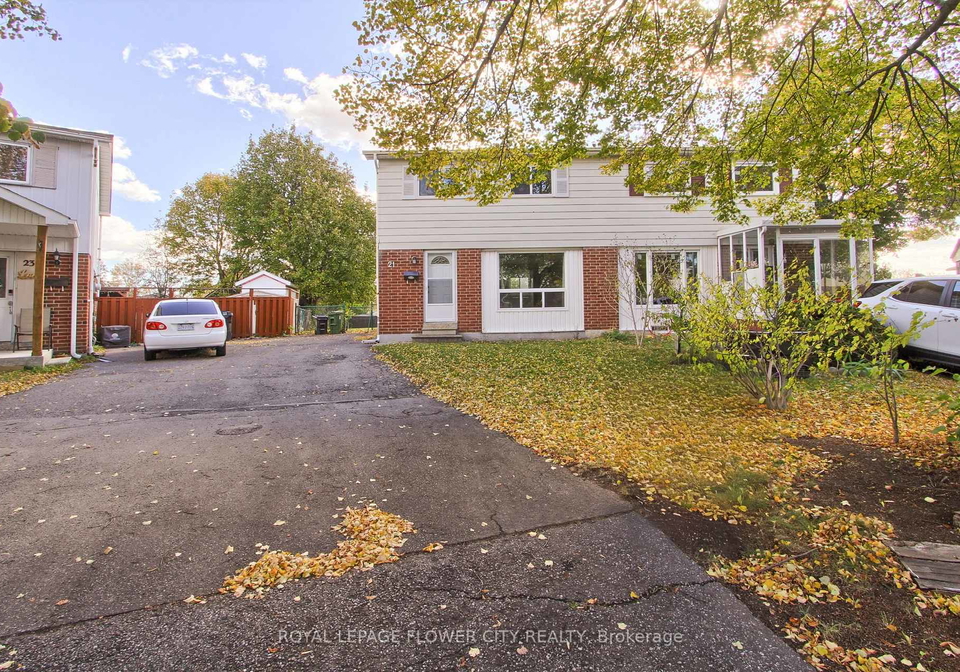 21-brisbourne-grove-scarborough-ontario-e12534470
