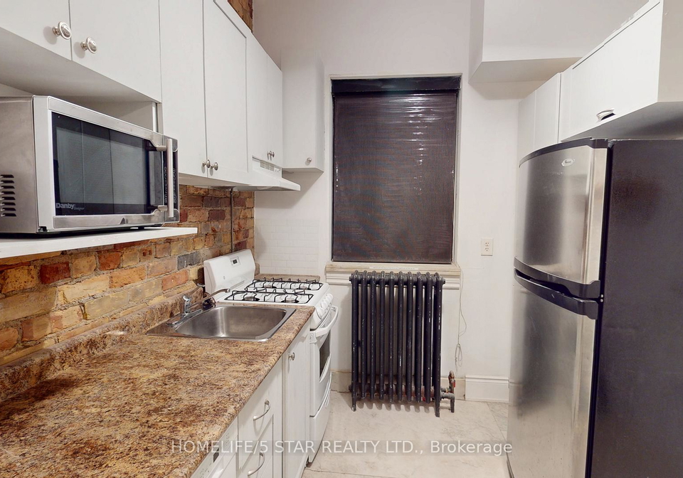 1152-gerrard-street-e-toronto-ontario-e12534696