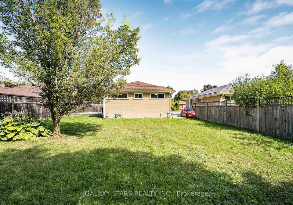 1012-wardman-crescent-whitby-ontario-e12534802