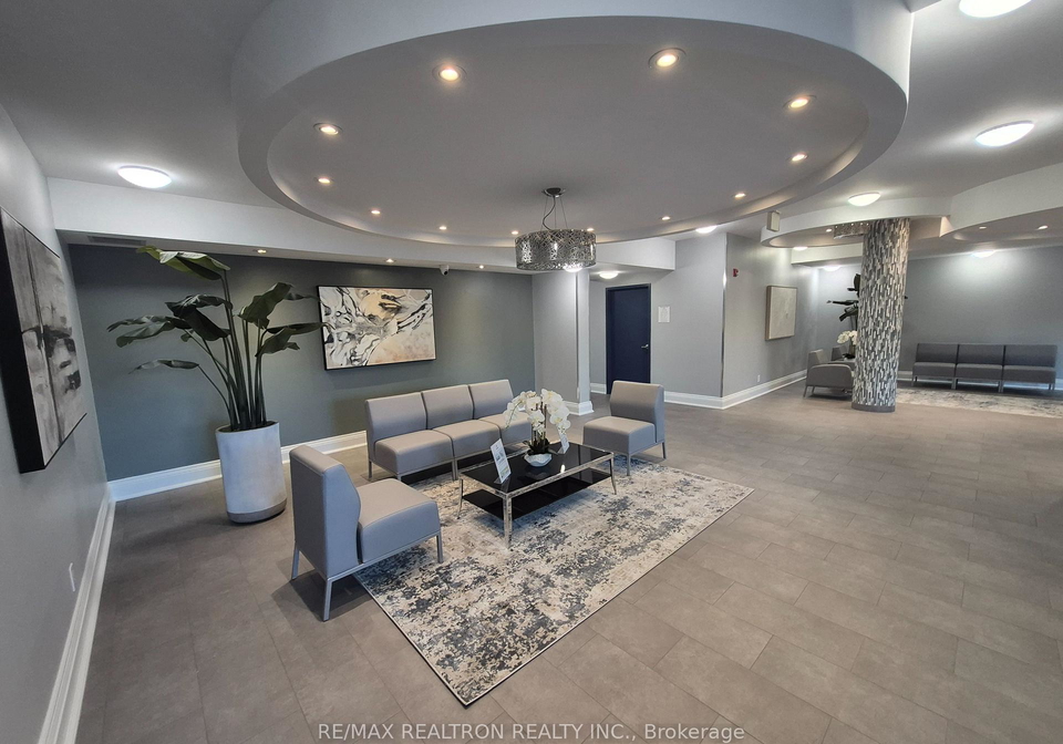 60-fairfax-crescent-scarborough-ontario-e12535630