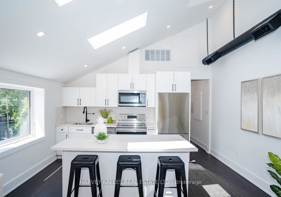200-munro-street-toronto-ontario-e12536004