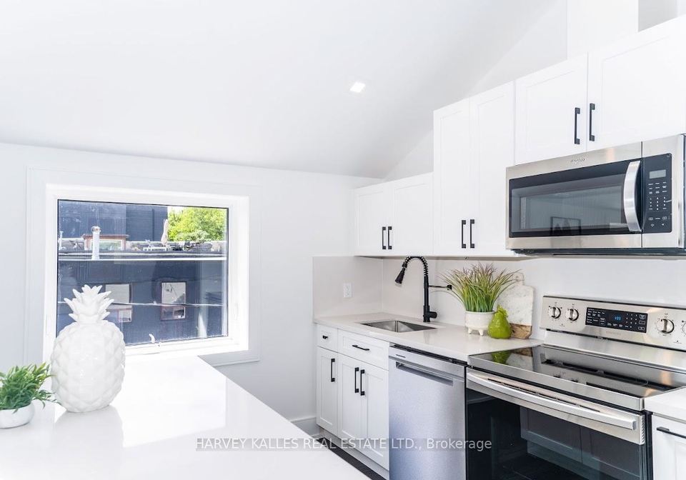 200-munro-street-toronto-ontario-e12536004