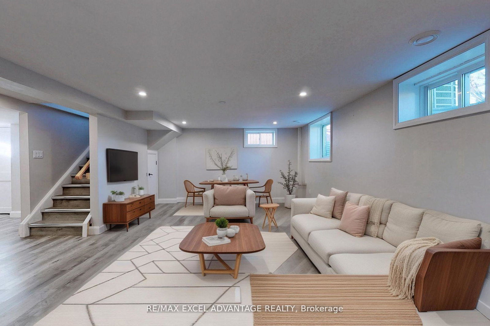 558-adelaide-avenue-w-oshawa-ontario-e12537244