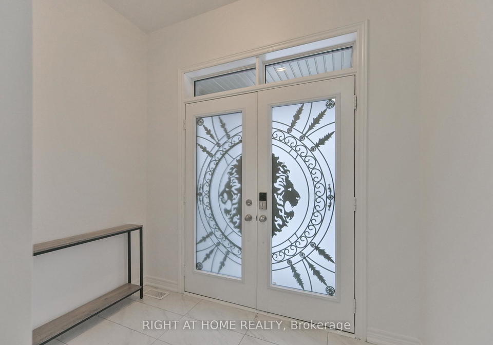 92-conarty-crescent-whitby-ontario-e12537664