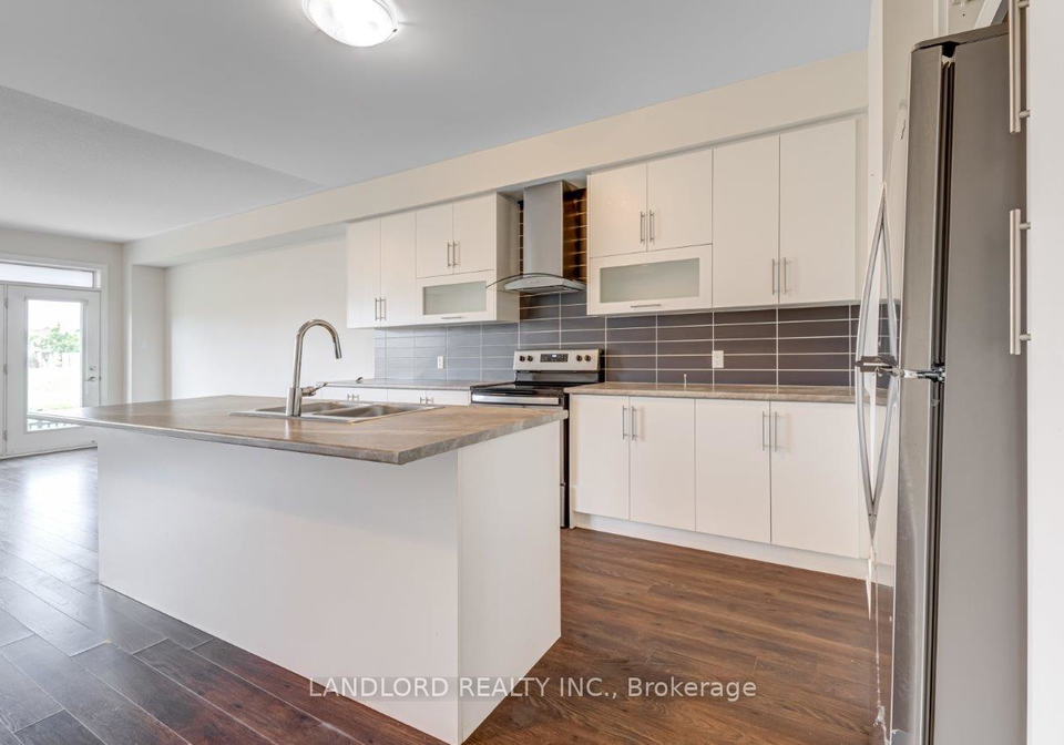 40-donald-fleming-way-whitby-ontario-e12537772