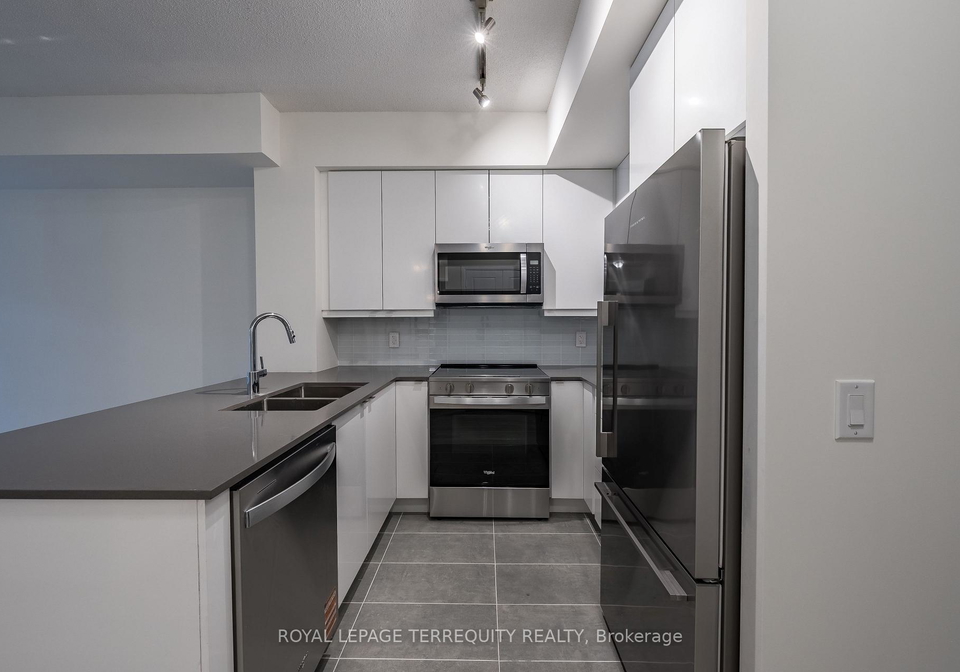 3260-sheppard-avenue-e-scarborough-ontario-e12537878
