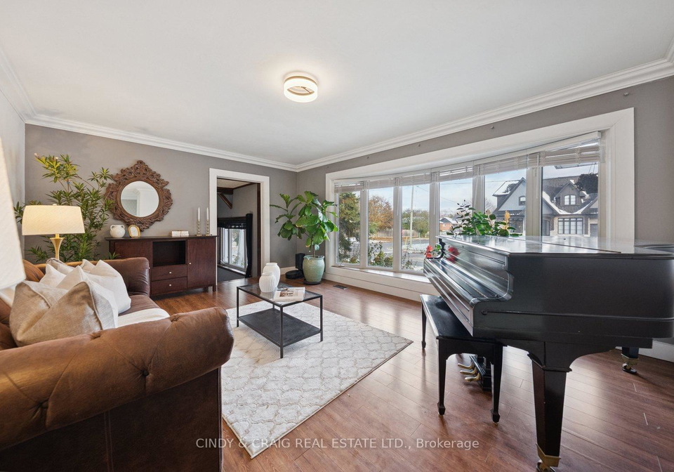 34-heber-down-crescent-whitby-ontario-e12538578