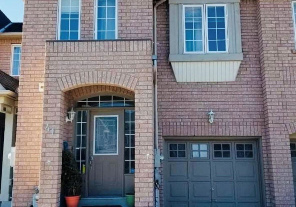 41-playfair-road-whitby-ontario-e12538766