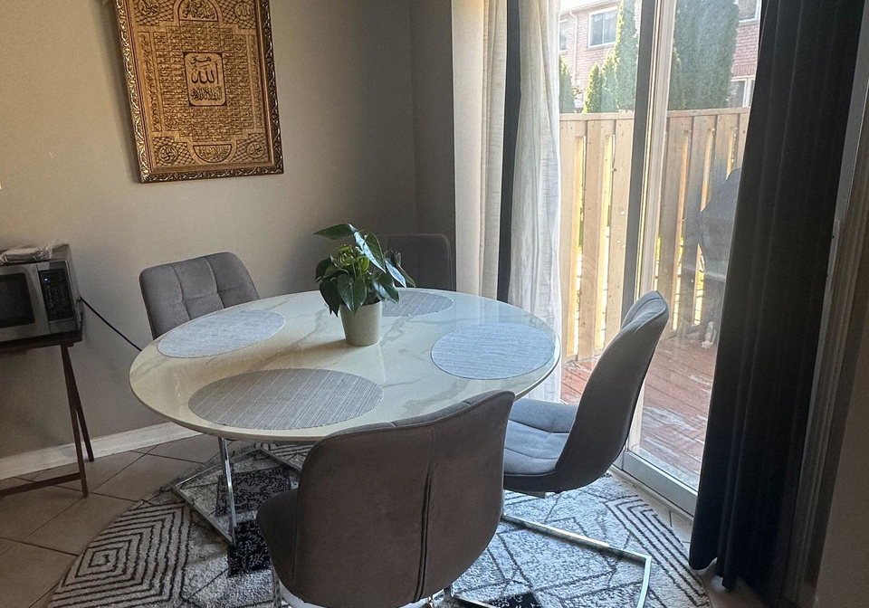 41-playfair-road-whitby-ontario-e12538766