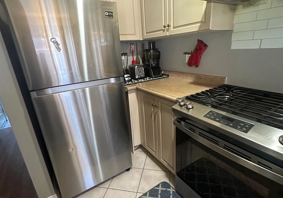 41-playfair-road-whitby-ontario-e12538766