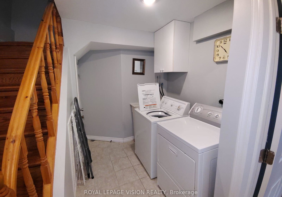 738-stonepath-circle-pickering-ontario-e12538846