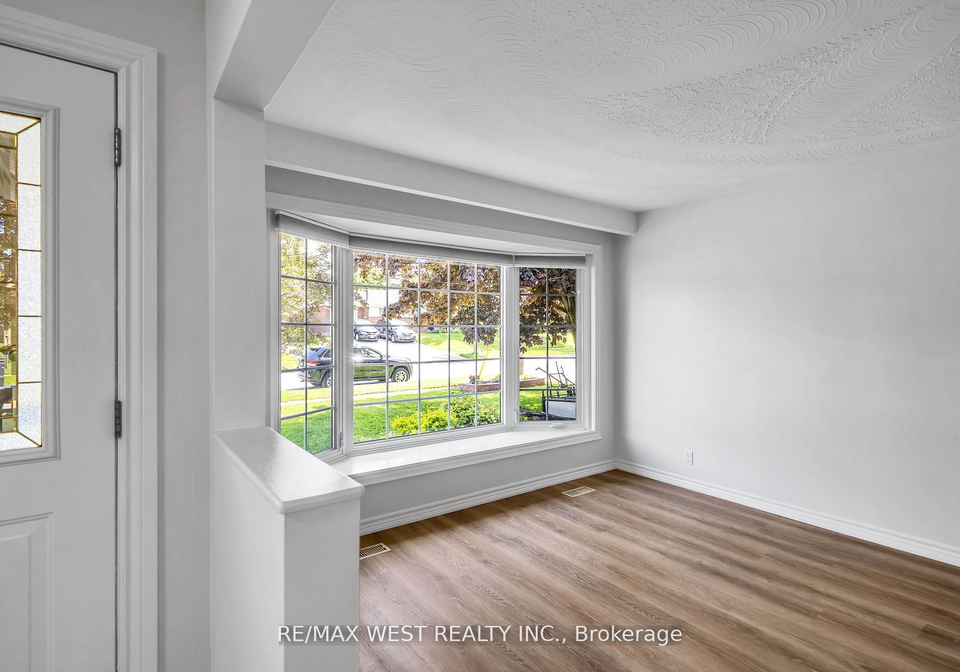 12-athabasca-street-oshawa-ontario-e12539386
