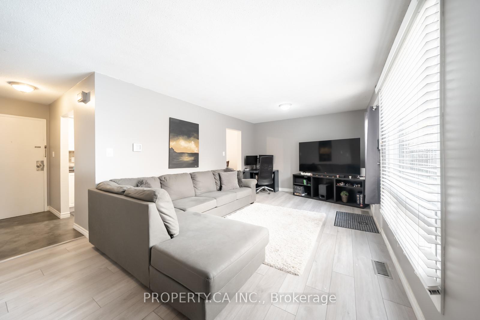 1100-oxford-street-oshawa-ontario-e12540340