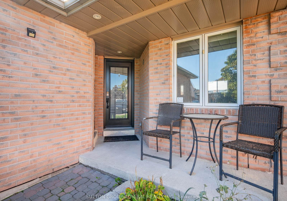 93-mcmann-crescent-clarington-ontario-e12540390