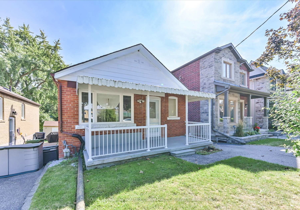 127-furnival-road-east-york-ontario-e12540576