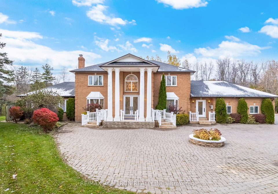 8-fielding-court-ajax-ontario-e12540748