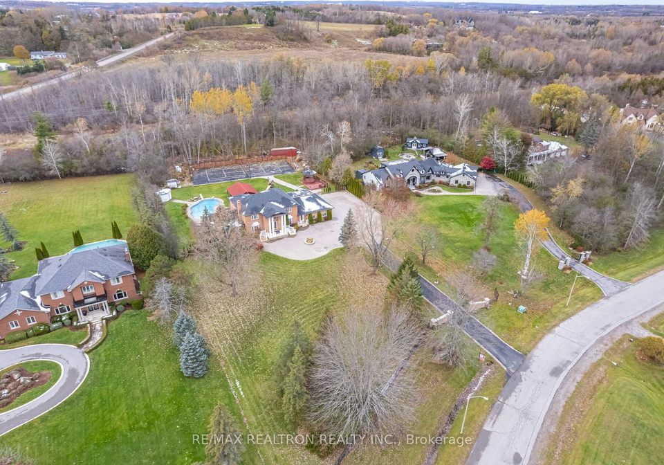 8-fielding-court-ajax-ontario-e12540748