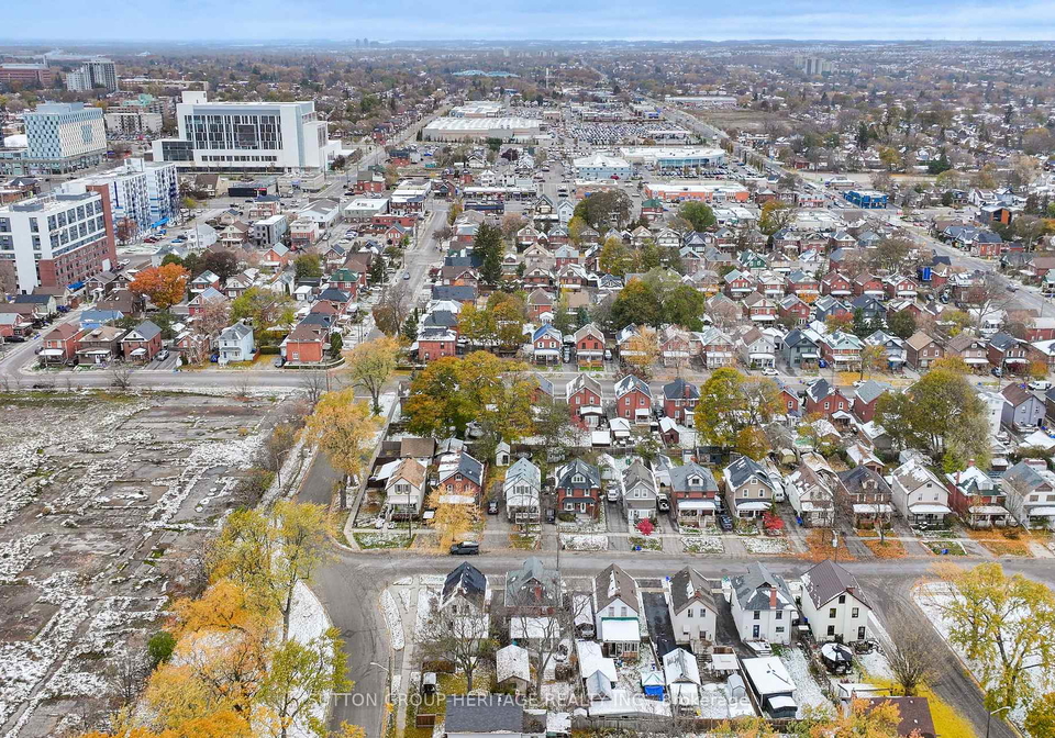 211-gliddon-avenue-oshawa-ontario-e12540852