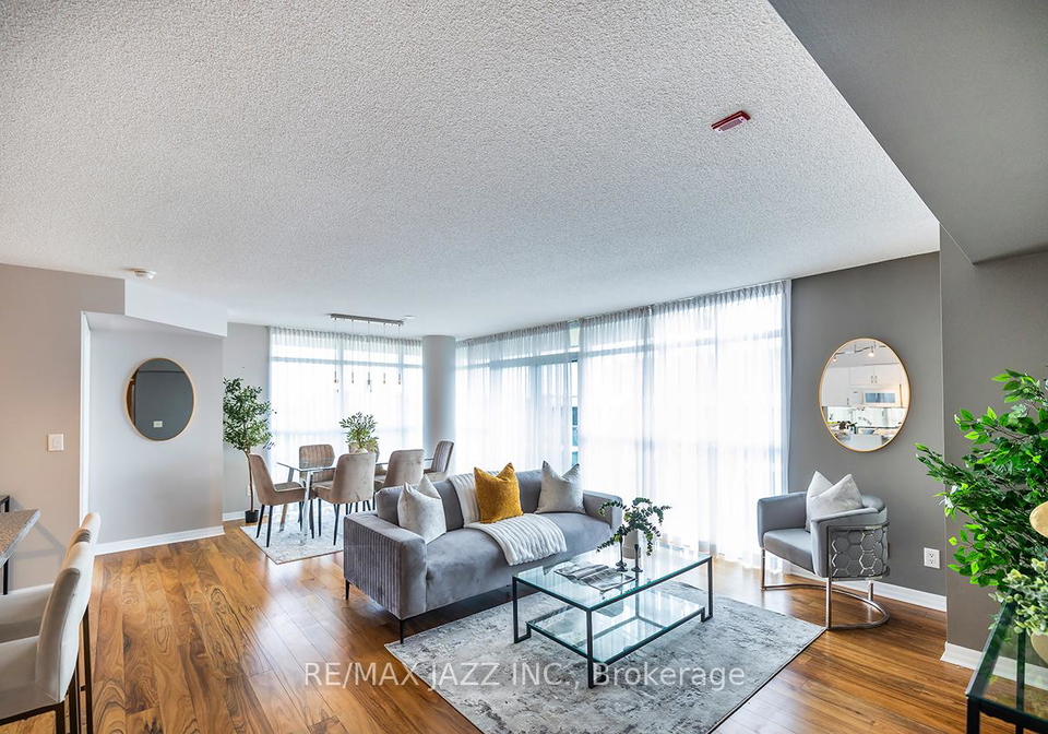 1600-charles-street-whitby-ontario-e12541858