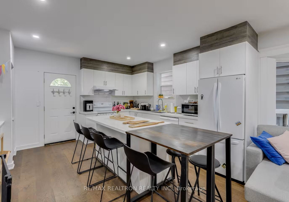 15-ferrier-avenue-east-york-ontario-e12541948