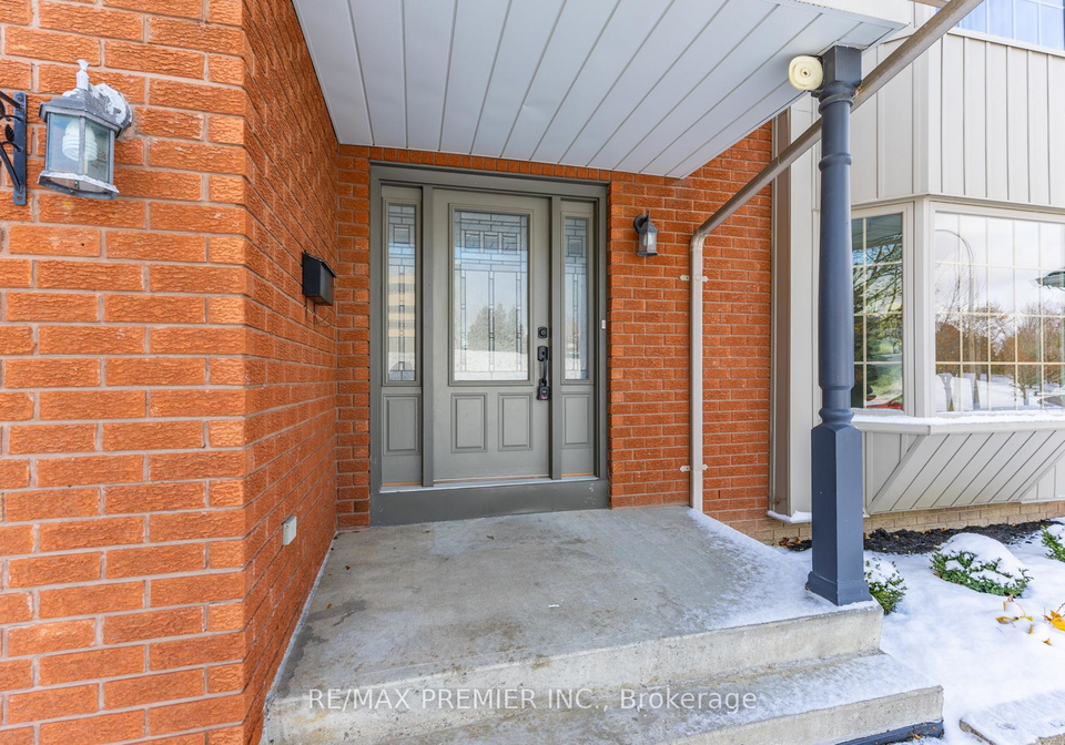49-bassett-boulevard-whitby-ontario-e12542218