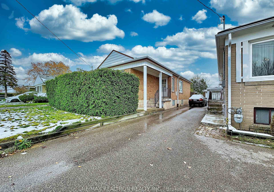 23-wisteria-road-scarborough-ontario-e12542284