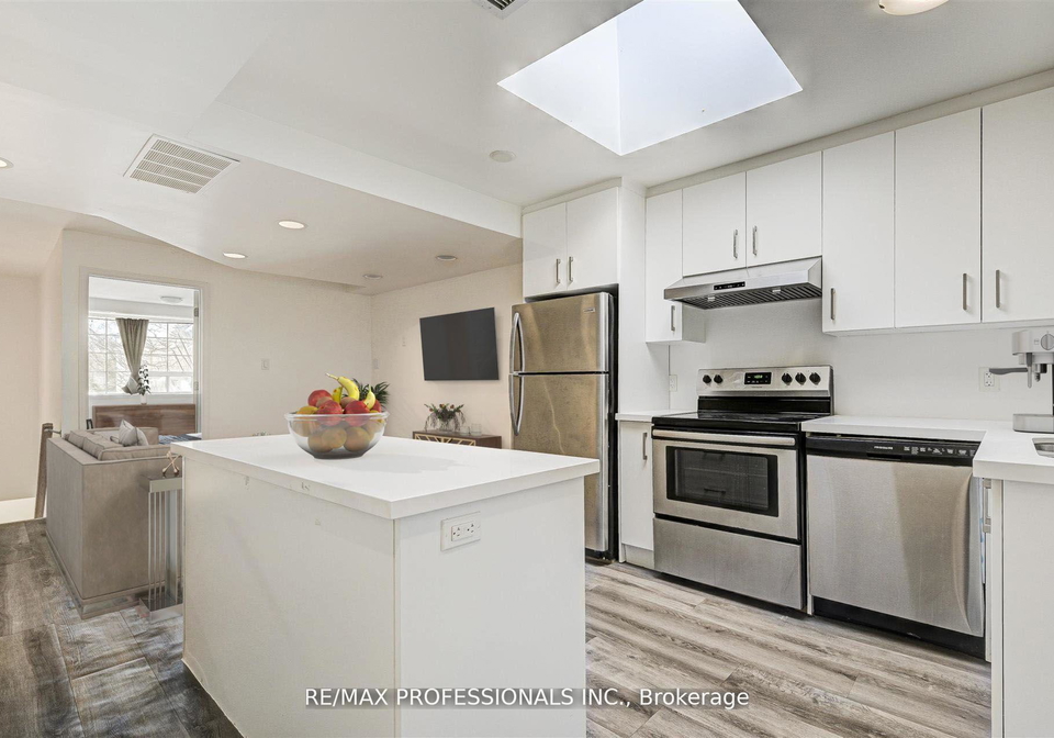 1425-gerrard-street-e-toronto-ontario-e12542438